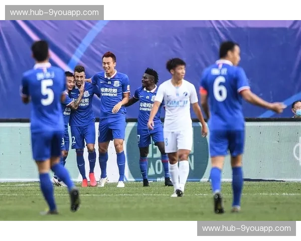 蓝调狂想曲：当申花的铁血意志邂逅富力的南派风骨